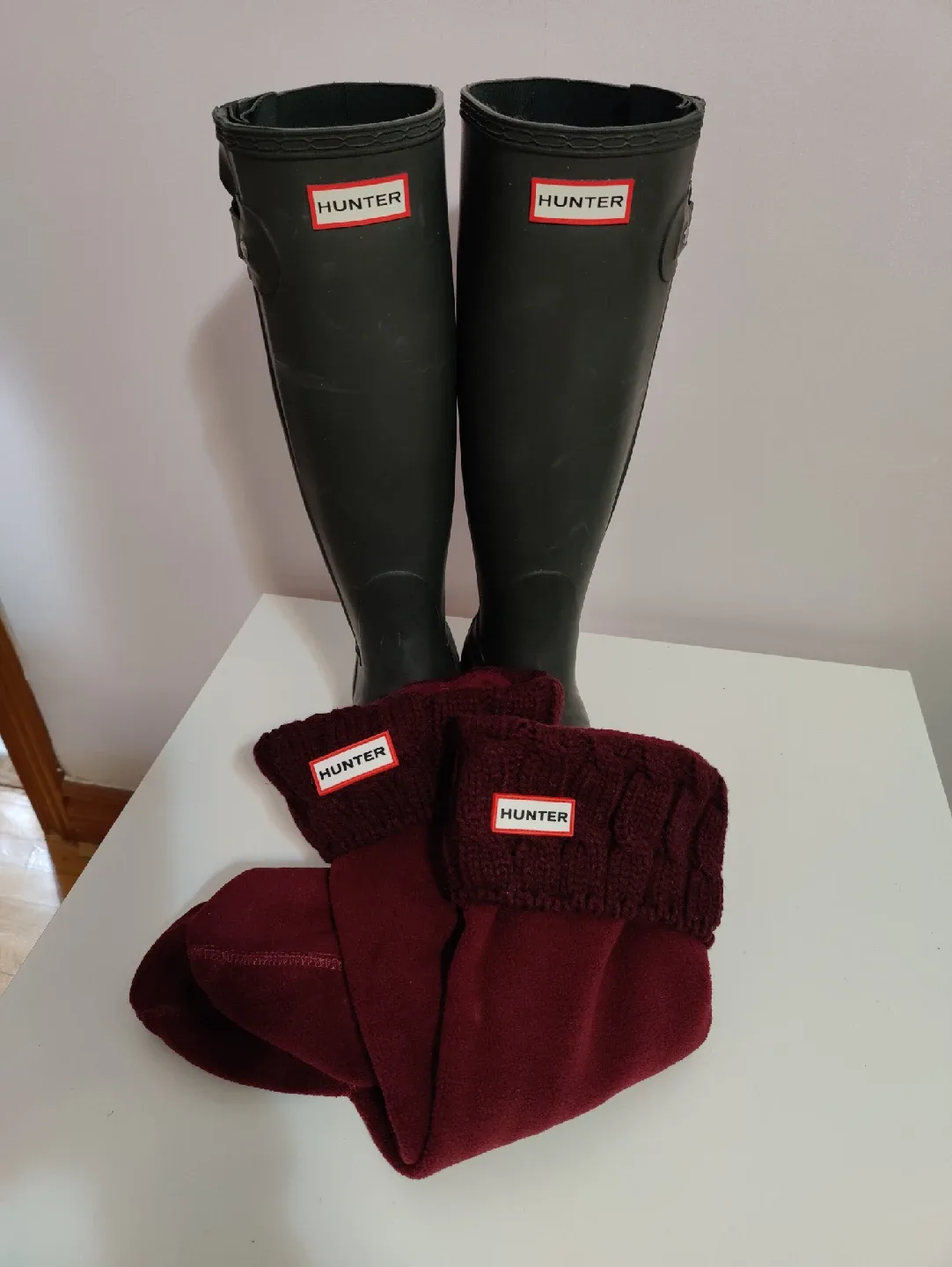 Hunter Women's Rain Boots With Socks image indicator(3)