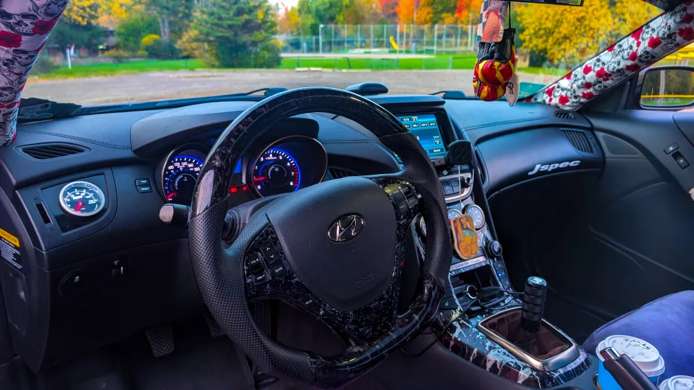 2013 Hyundai Genesis Coupe 2.0T image indicator(6)