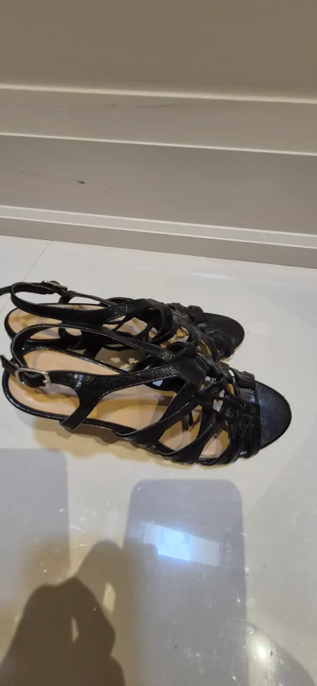 Expression Black Gladiator Heels - Size 8 image indicator(2)