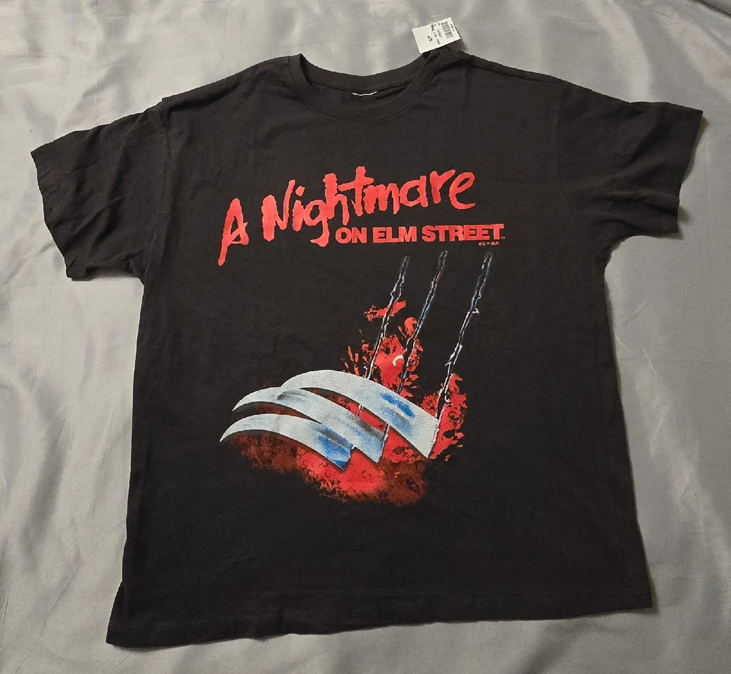 NEW! Nightmare on Elm Street Graphic T-Shirt! - Adult Size Small thumbnail