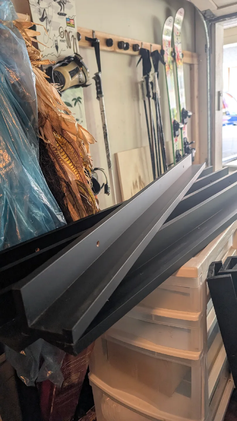 Ikea Ribba picture shelves image indicator(2)