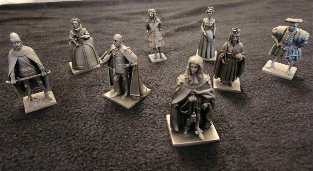Vintage Pewter Royal Figures - Set of 8