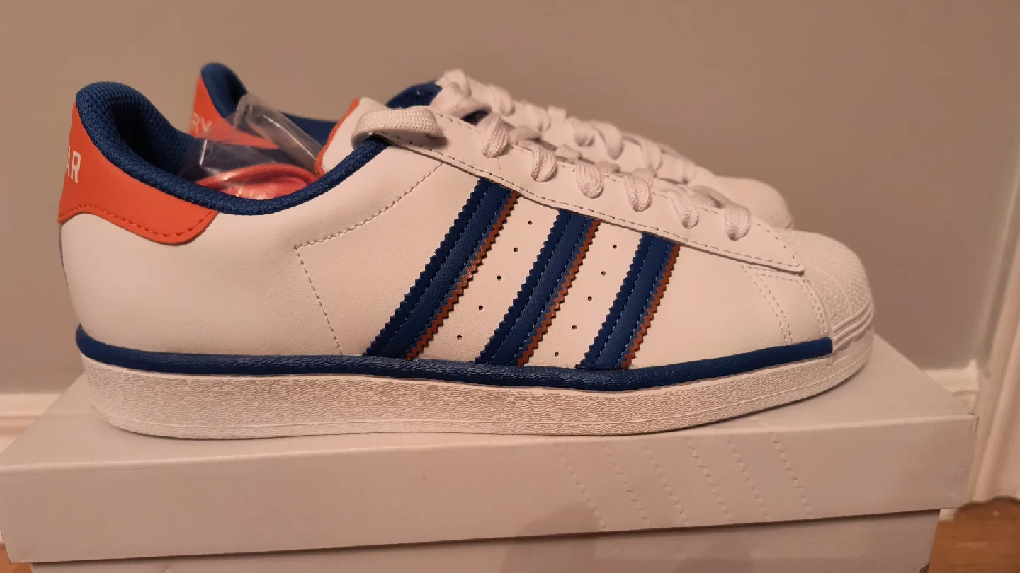ADIDAS Superstar Rivals edition sz 9 mens NEW image indicator(4)