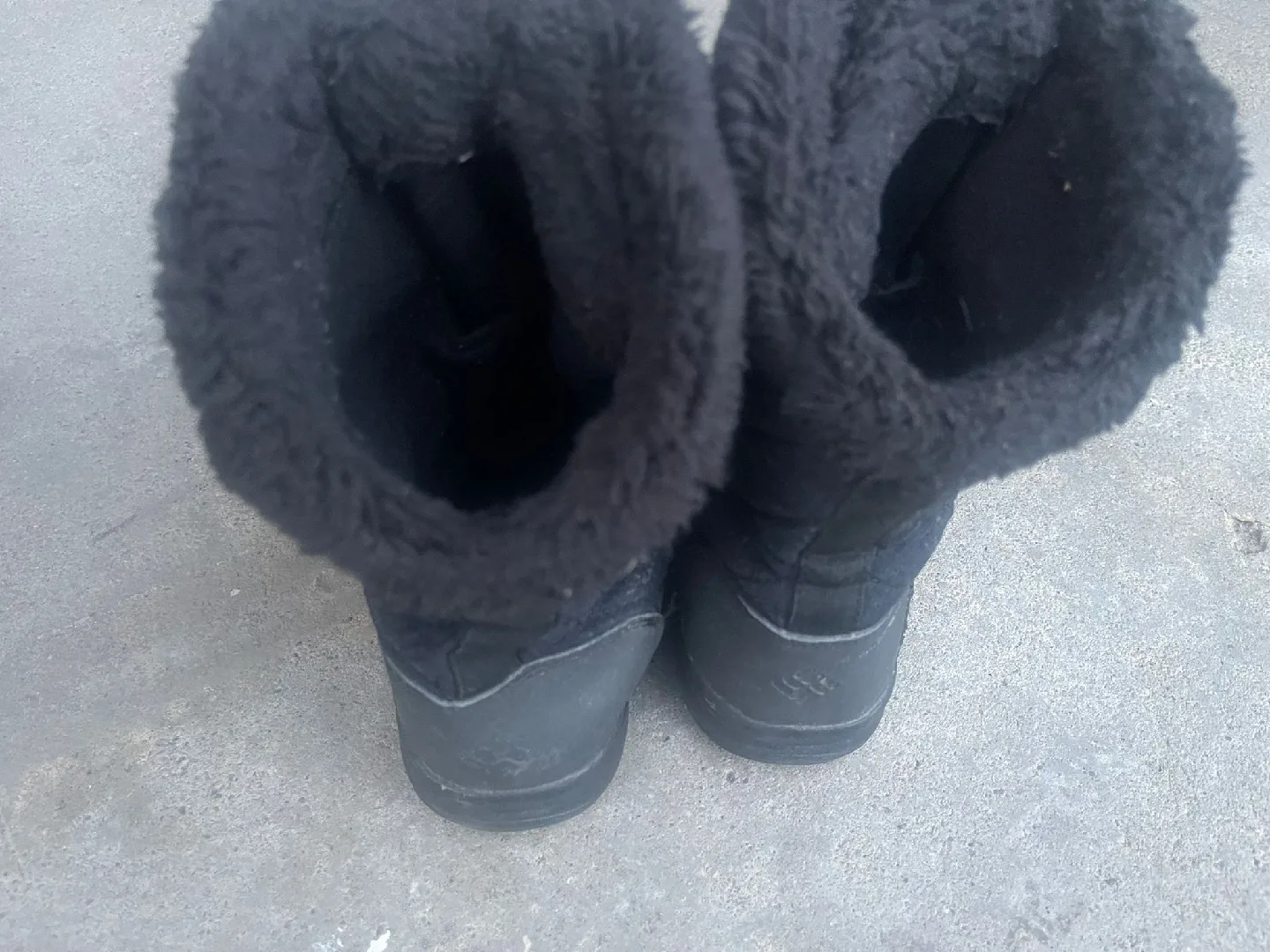 Columbia Black Winter Boots for Kids image indicator(3)