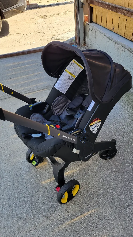 Doona Infant Car Seat Stroller - Black image indicator(6)