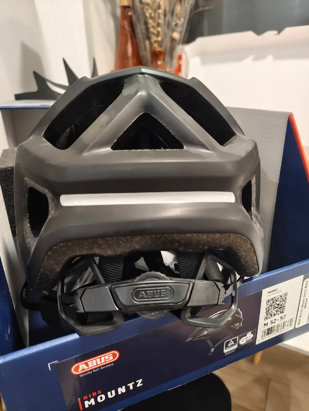 ABUS Cliffhanger Bike Helmet - Size M image indicator(5)