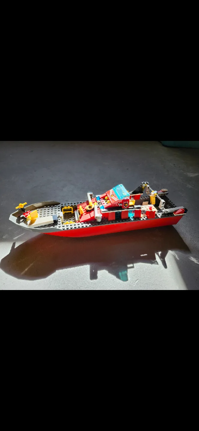 Lego Minifigures & sets image indicator(7)