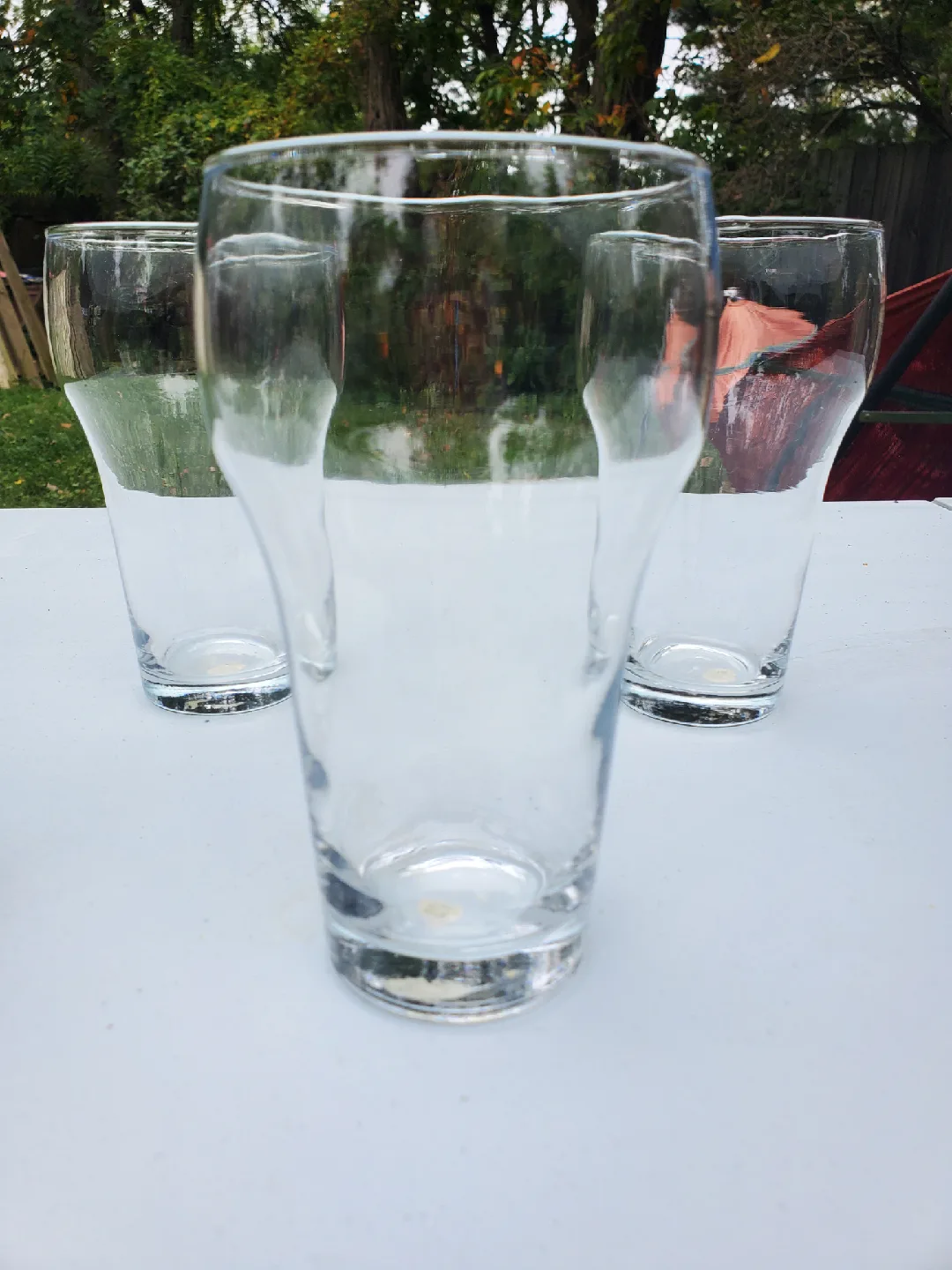 Set of Four Crate and Barrel 16oz English Pub Glasses image indicator(3)