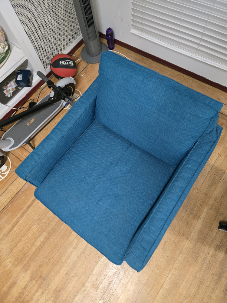 Blue Armchair - Comfy & Stylish! - photo 2