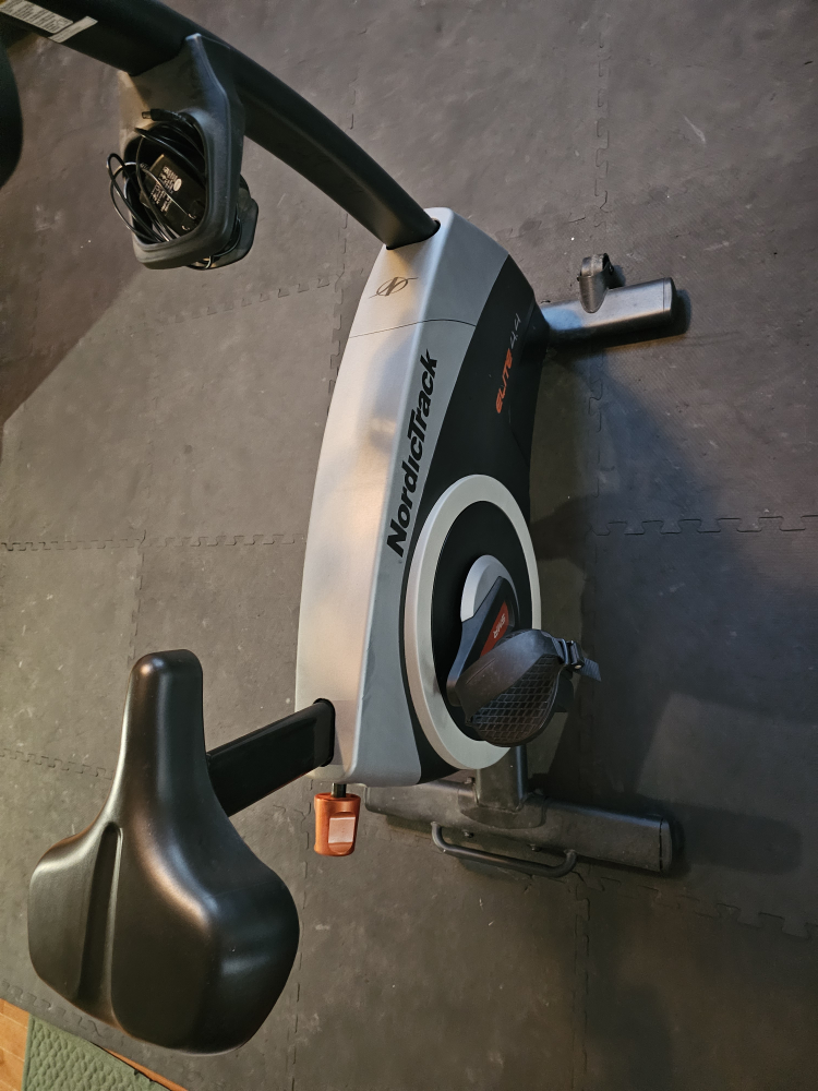 NordicTrack Elite Exercise Bike - photo 5