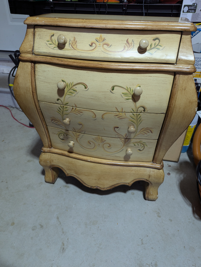 Vintage Style 3-Drawer Chest