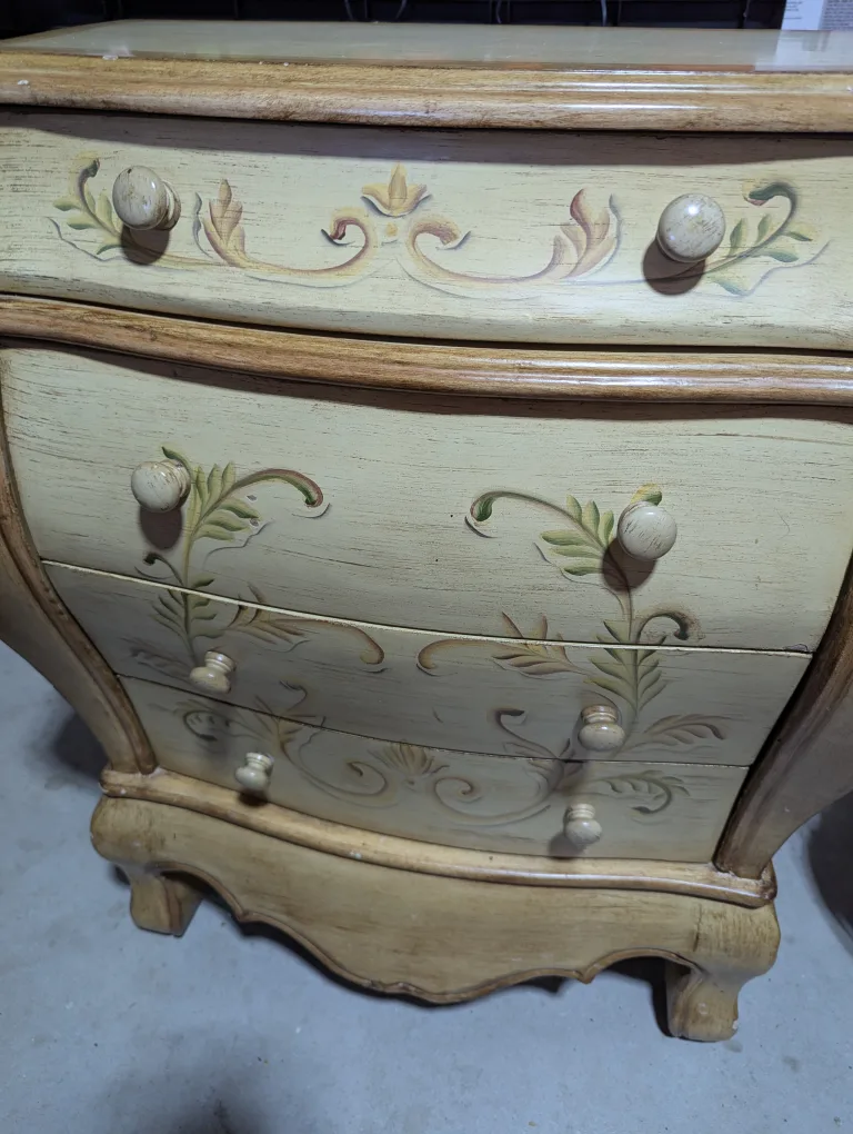 Vintage Style 3-Drawer Chest image indicator(4)