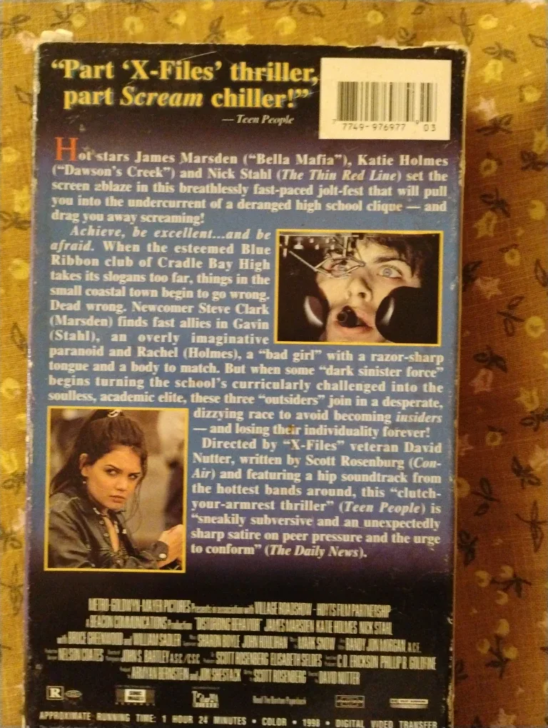 Disturbing Behavior VHS Tape image indicator(2)
