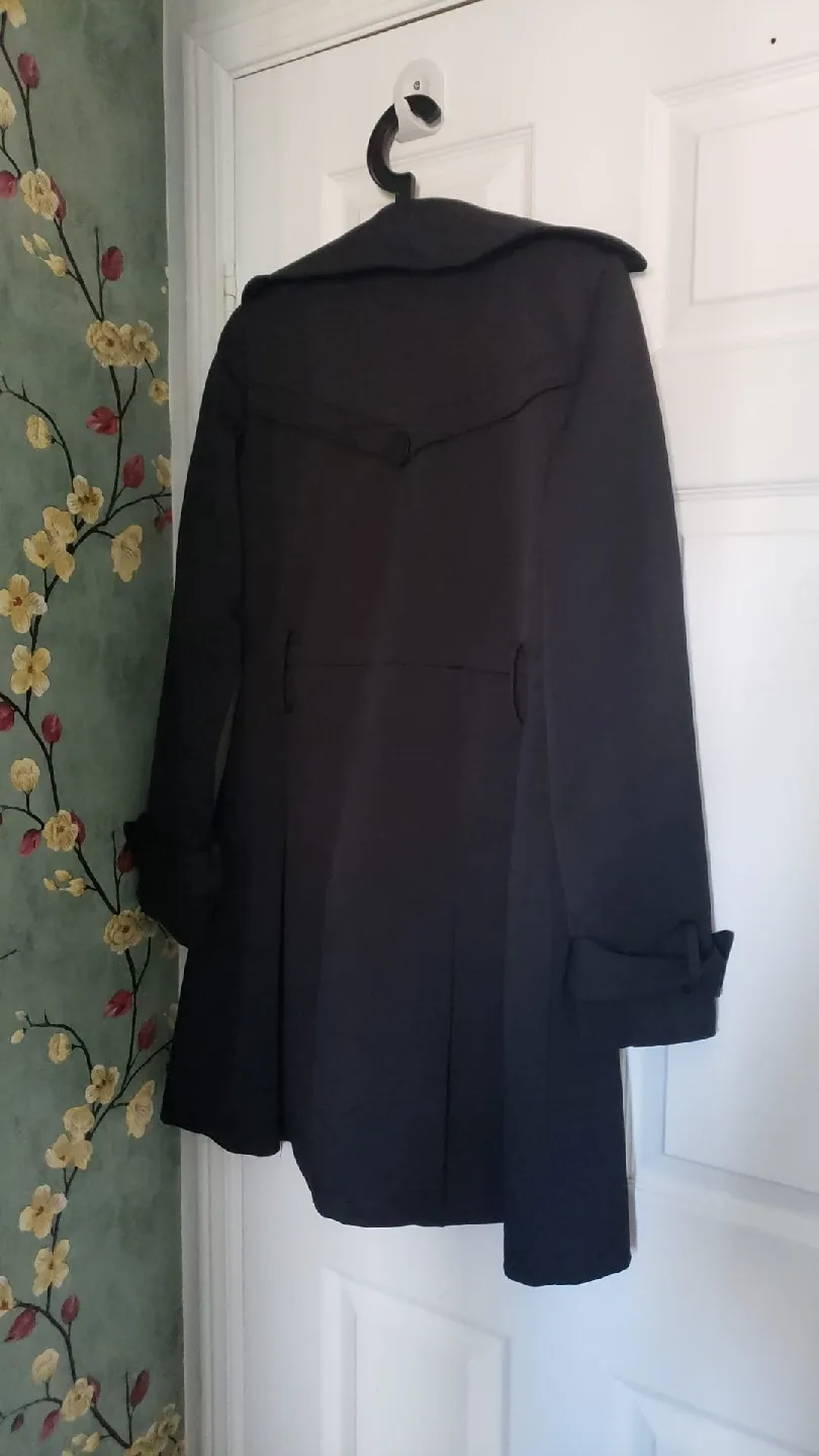 Black Trench Coat image indicator(2)