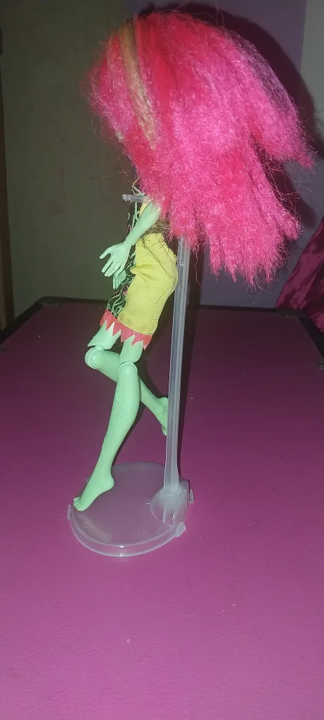 Monster High Venus McFlytrap Doll image indicator(2)