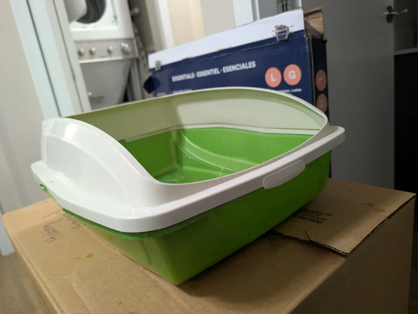 Cat Litter Box - Green & White thumbnail