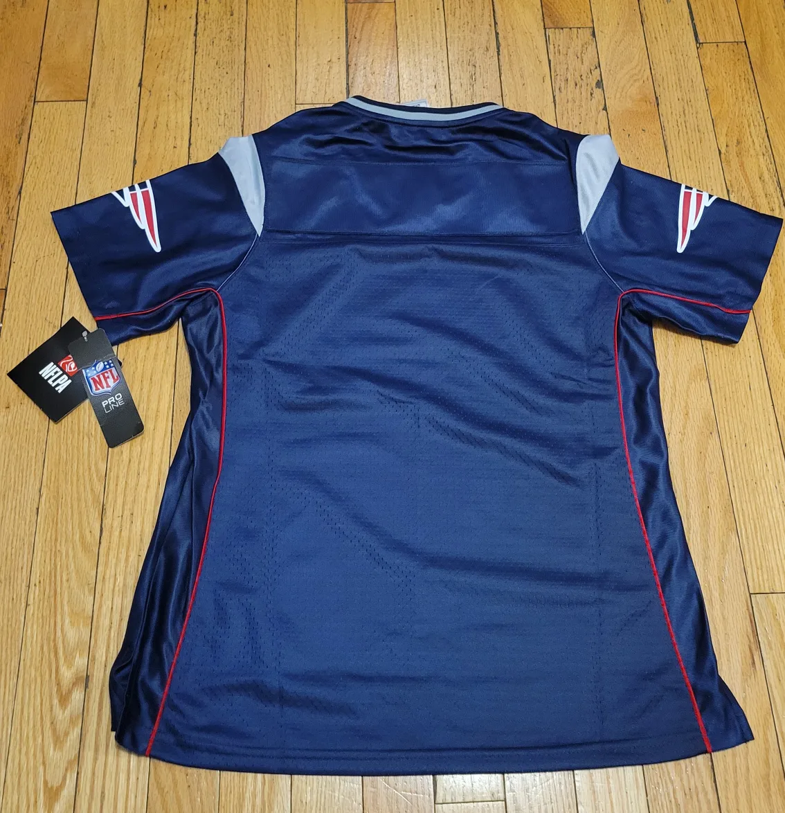 NFL Pro Line Patriots Jersey - Size S image indicator(3)