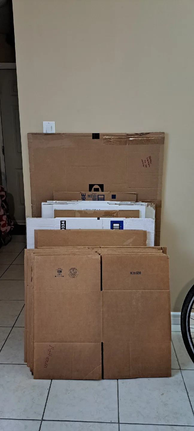 Moving Boxes - Various Sizes image indicator(3)