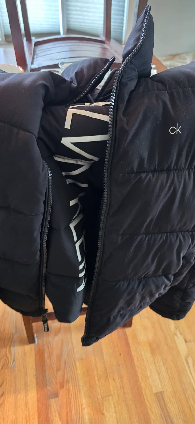 Calvin Klein Black Puffer Jacket - Size M/M image indicator(6)