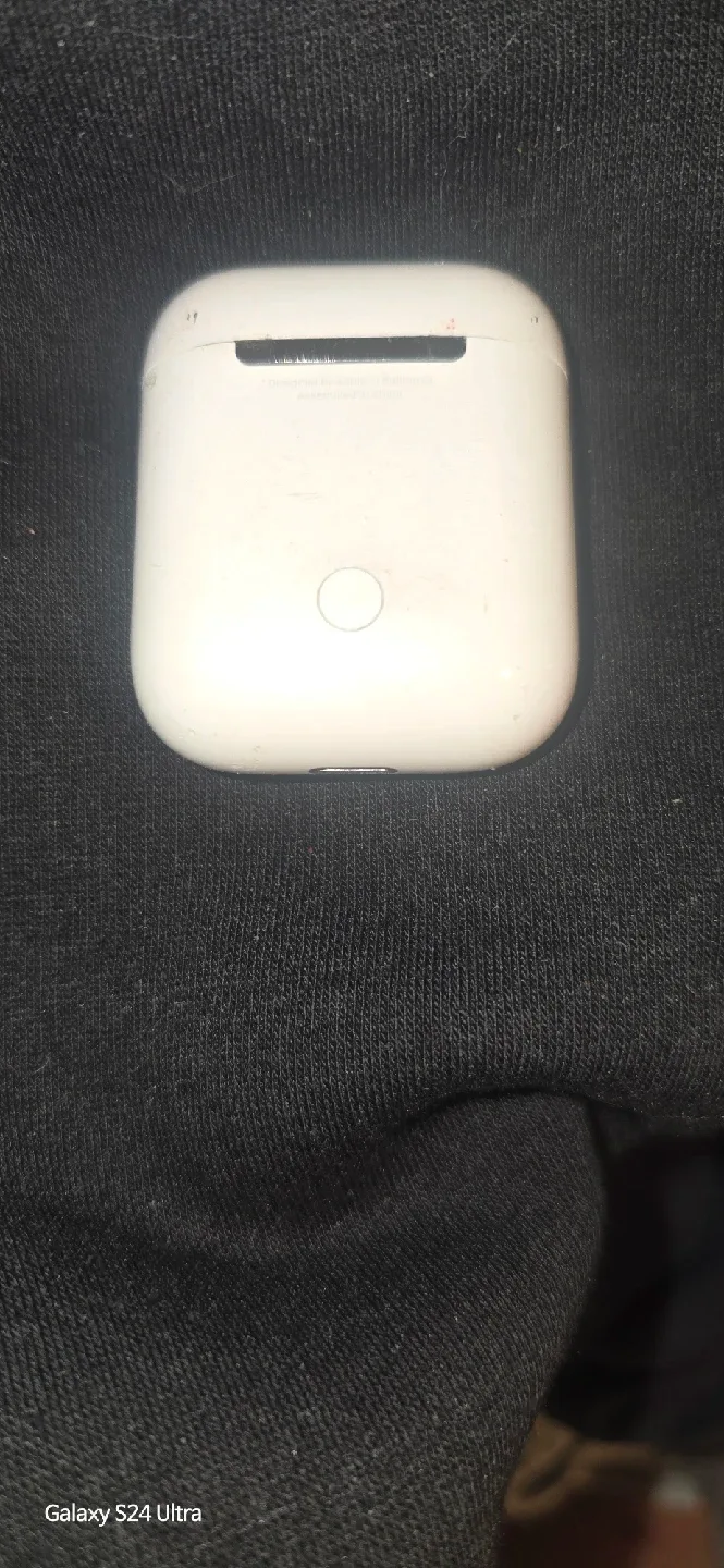 Apple AirPods Charging Case image indicator(2)