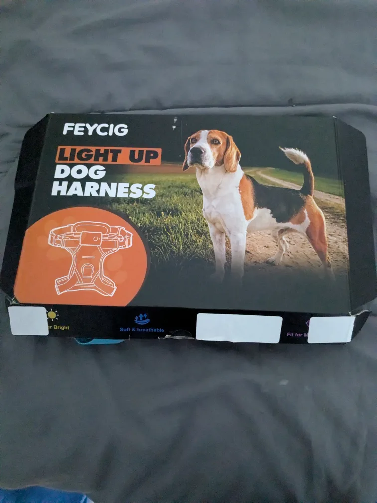 FEYCIG Light Up Dog Harness - Size M - New in Box! image indicator(2)