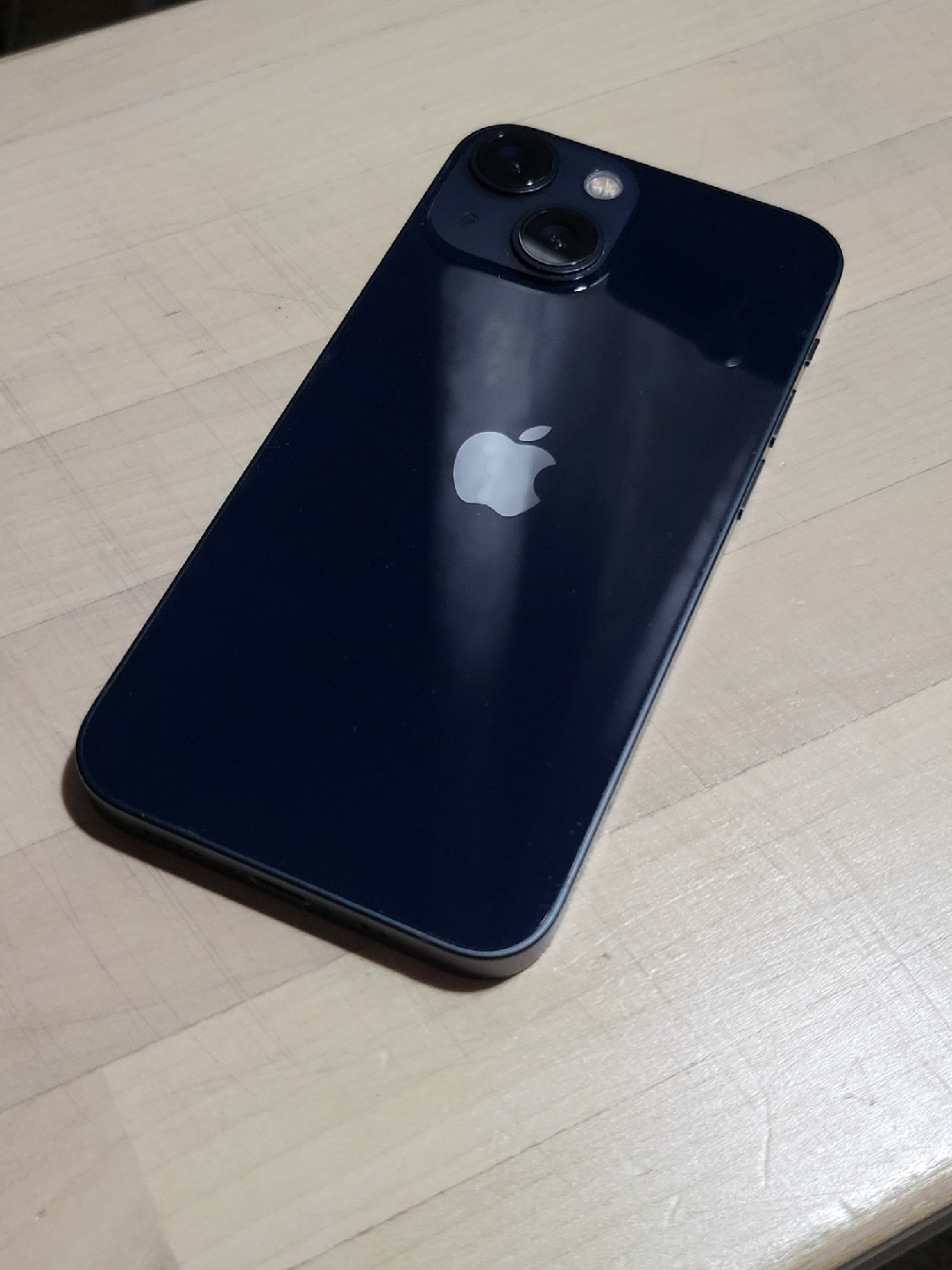 IPhone 13 Mini - READ DESC.