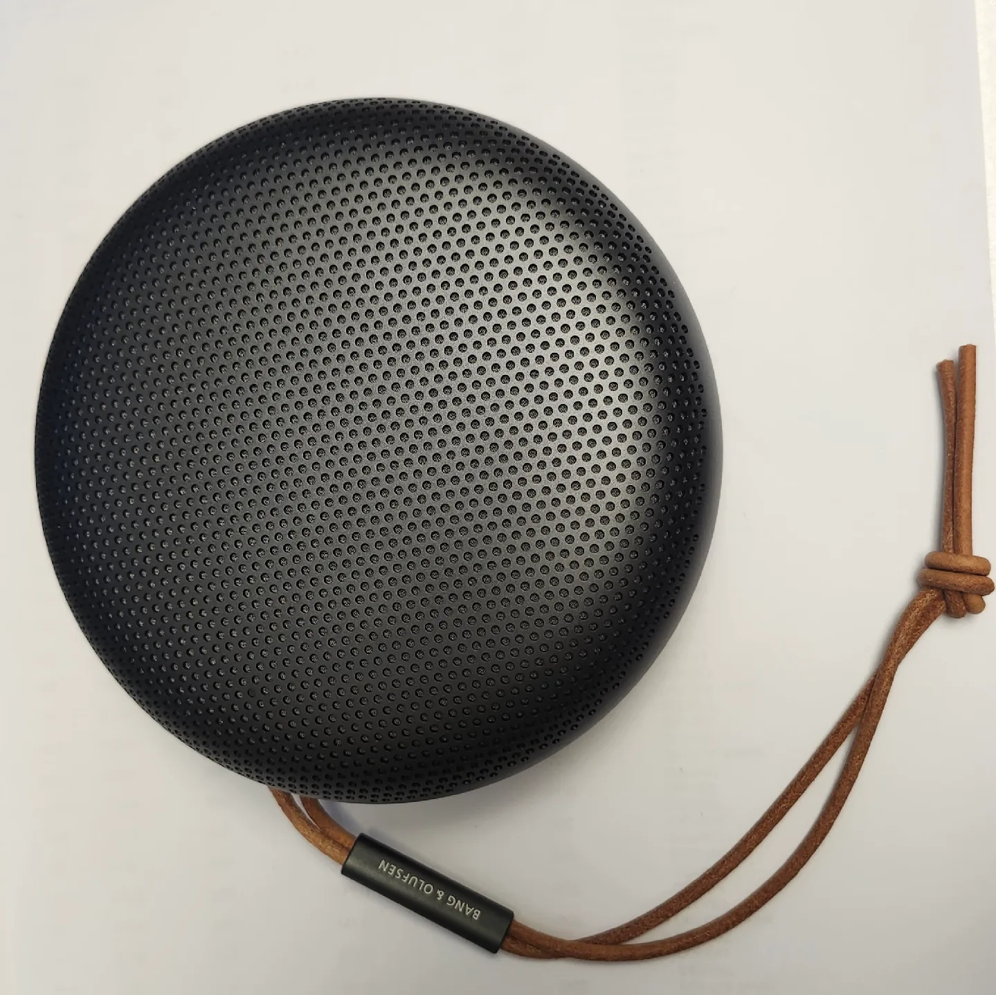 Bang & Olufsen Beosound A1 2nd Generation image indicator(2)