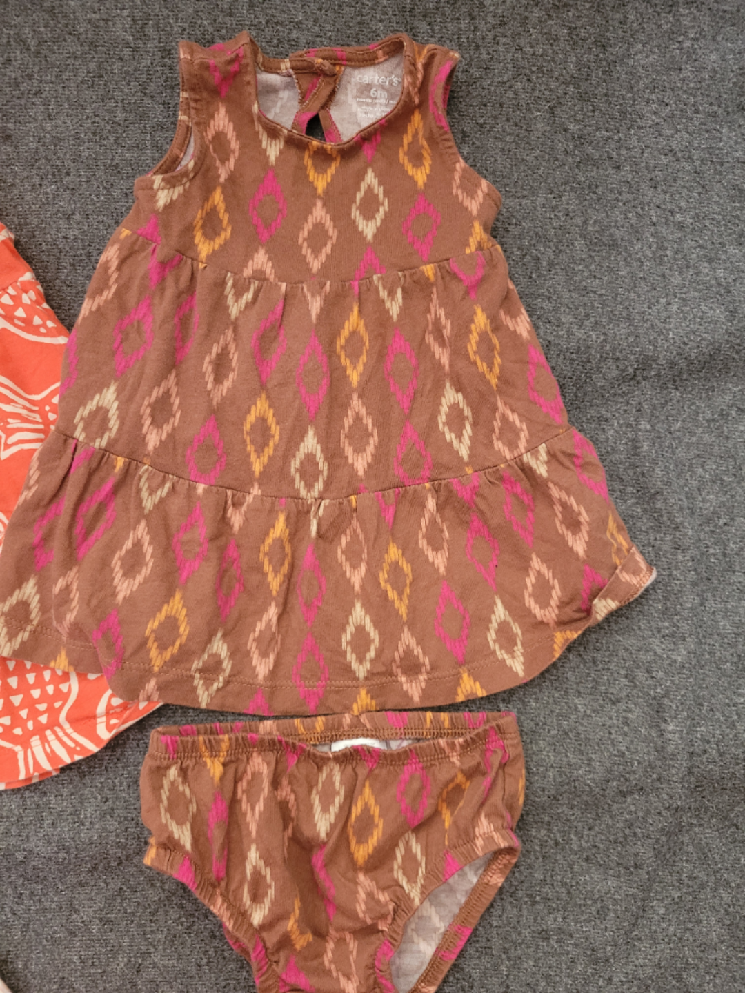 Carter's Baby Dress Lot - Size 6M & 9M - photo 2