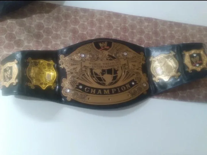 WWE Championship Belt - Figures Toy Co. image indicator(2)