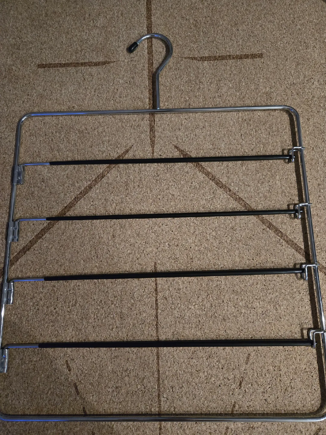 Metal pants /skirts hanger