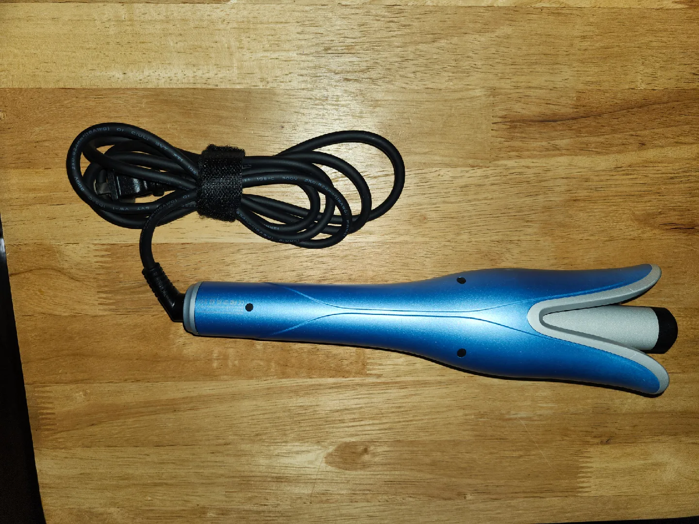 Instyler Rotating Hot Iron - Blue image indicator(3)