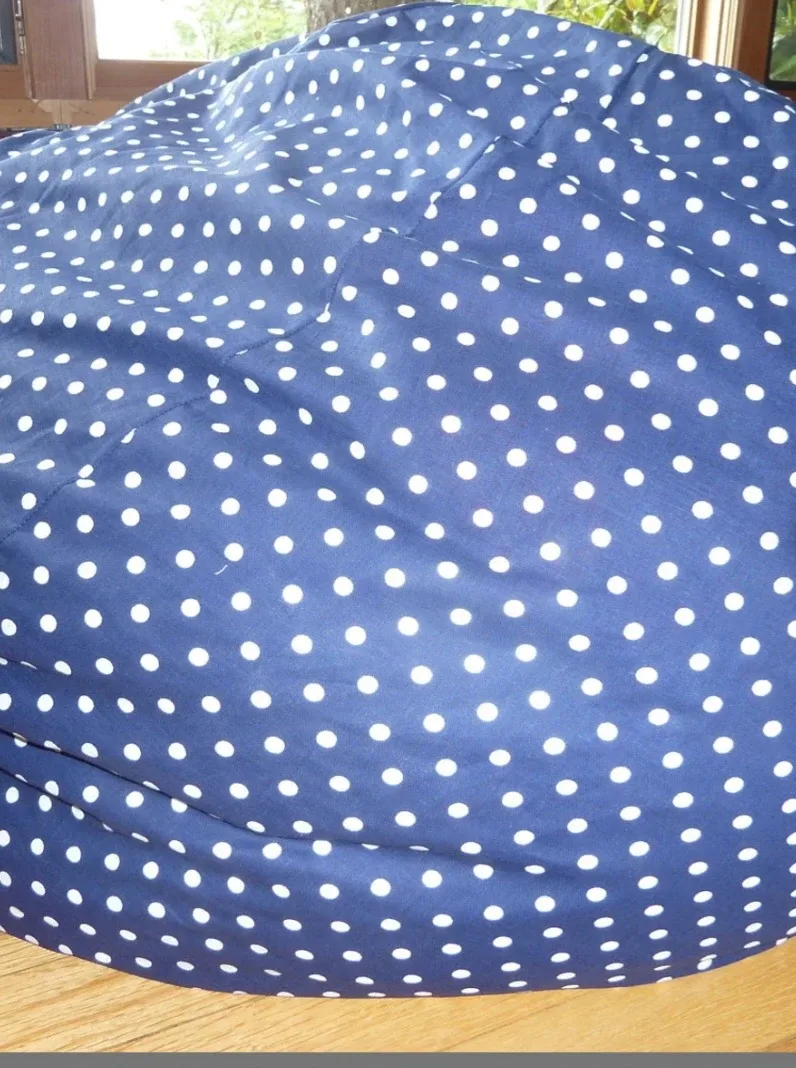 Bean Bag Chair - Navy with White Polka Dots with soft toys image indicator(6)