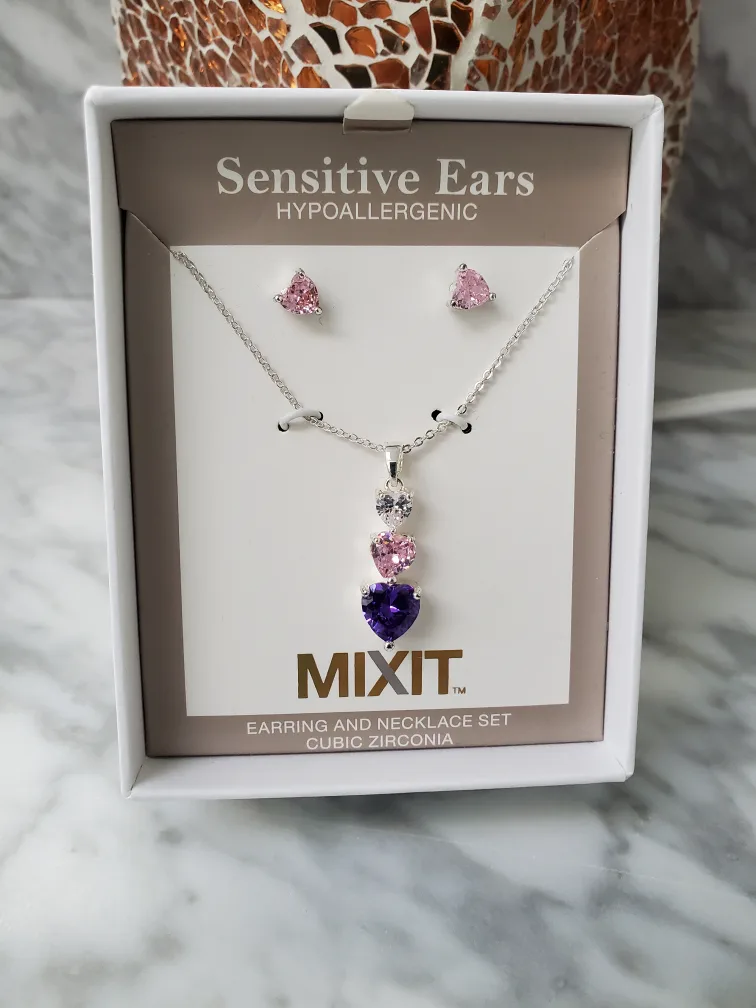 MIXIT Earring and Necklace Set - New in Box thumbnail