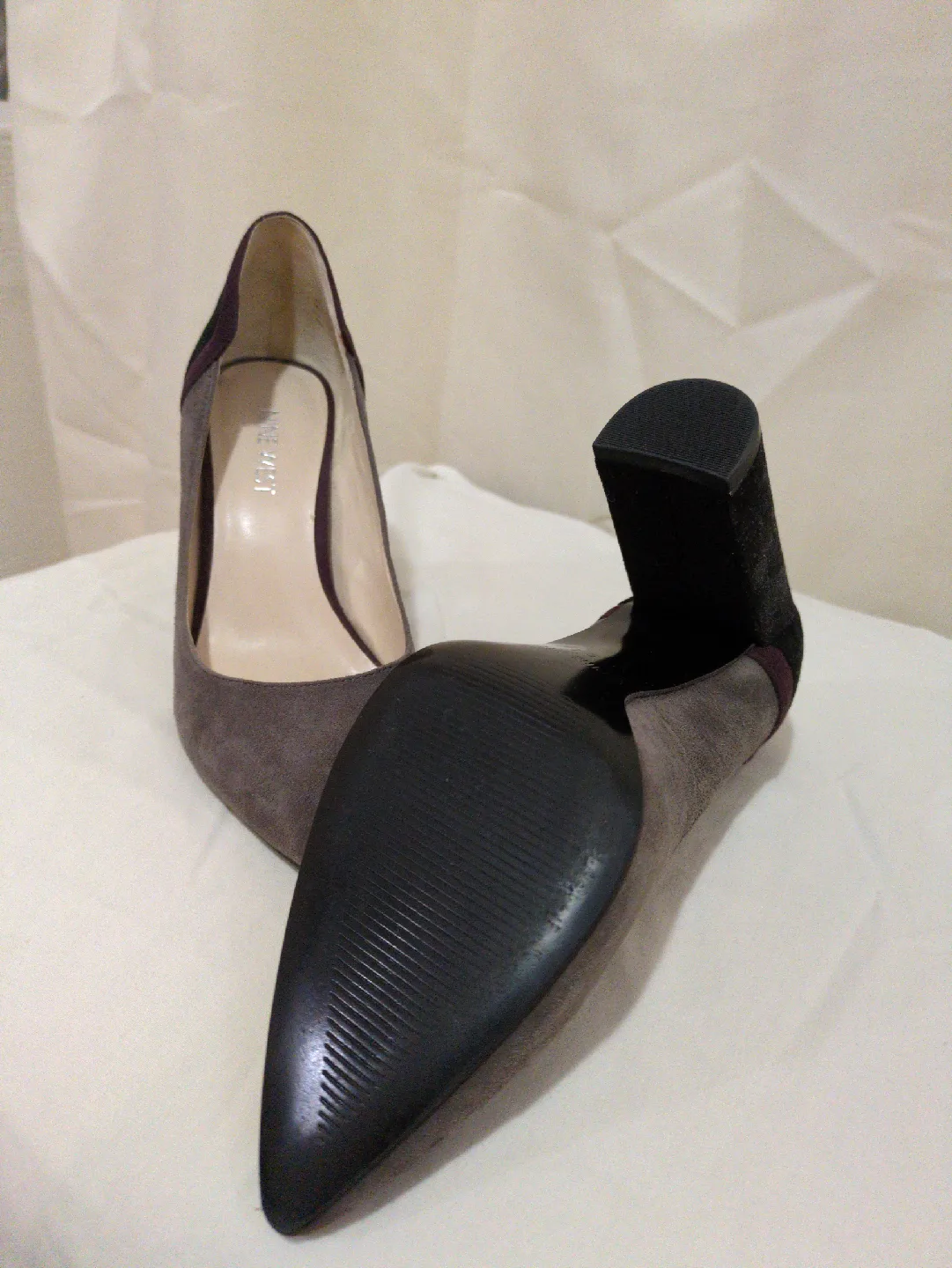 Nine West Suede Block Heel Pumps Size 6M image indicator(3)