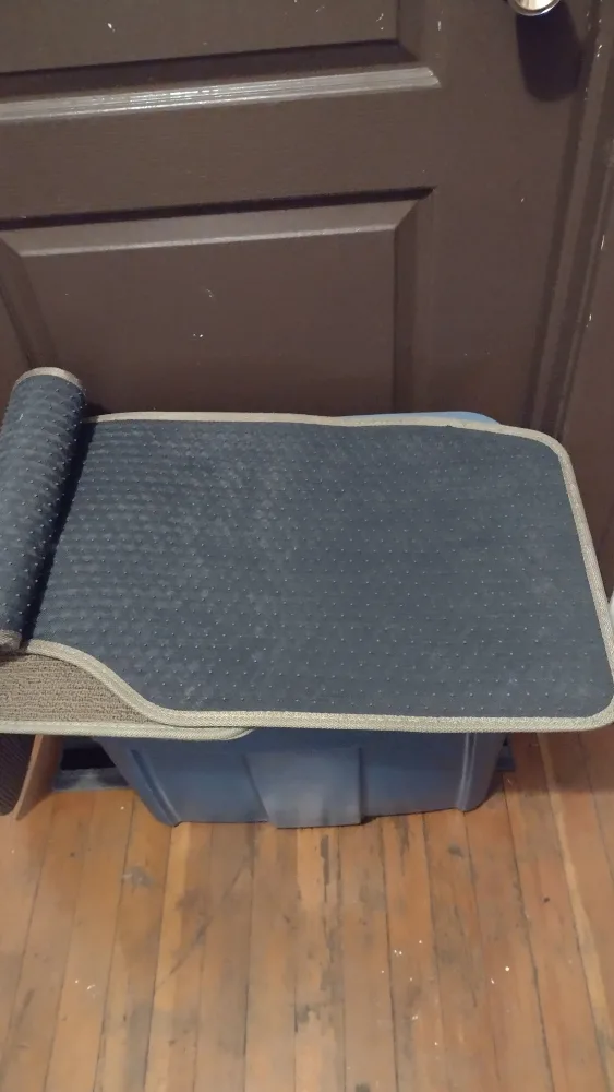 Mercedes Benz NEW car Mats ( MAKE AN OFFER ) image indicator(3)