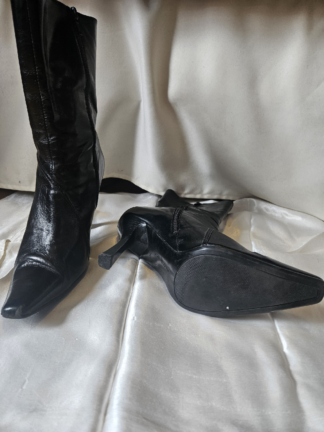 Katie & Kelly Elegant Black Boots - size 9 - photo 5