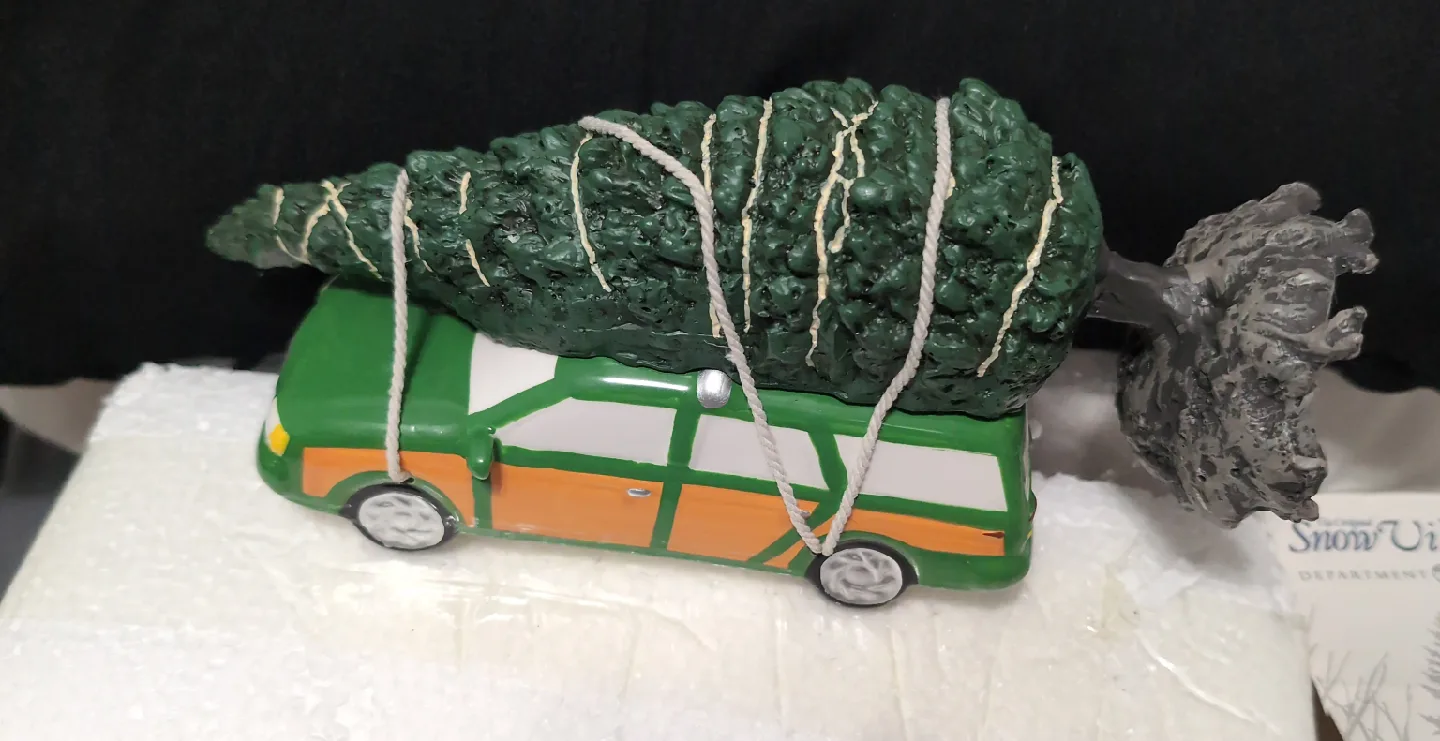 Snow Village Dept. 56 Christmas Vacation Griswold Tree image indicator(2)