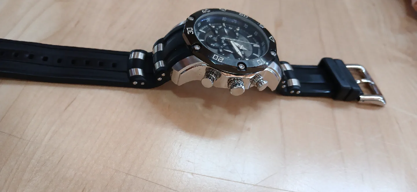 Invicta Pro Diver Watch image indicator(2)