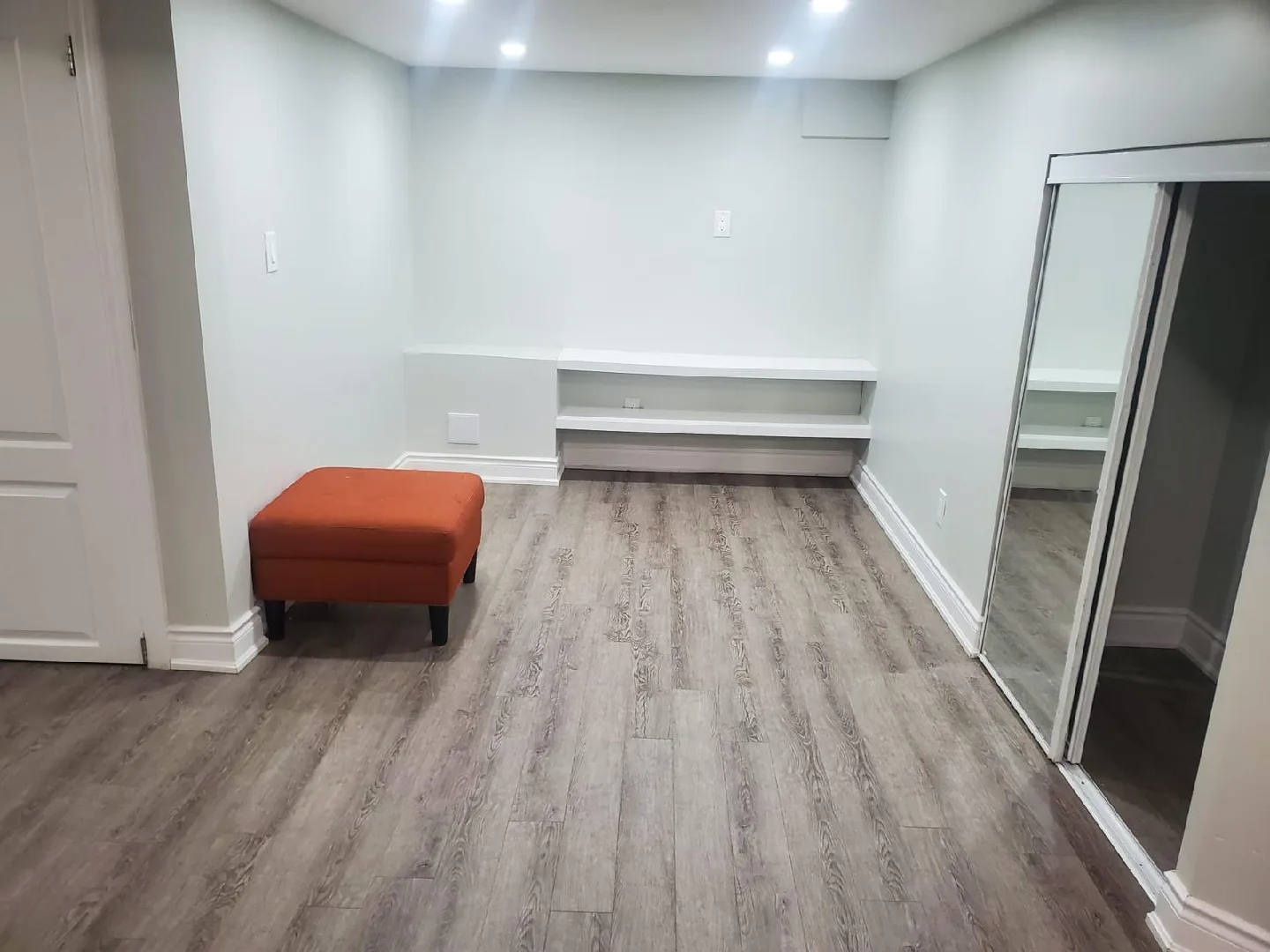 2 Bedroom basement image indicator(2)