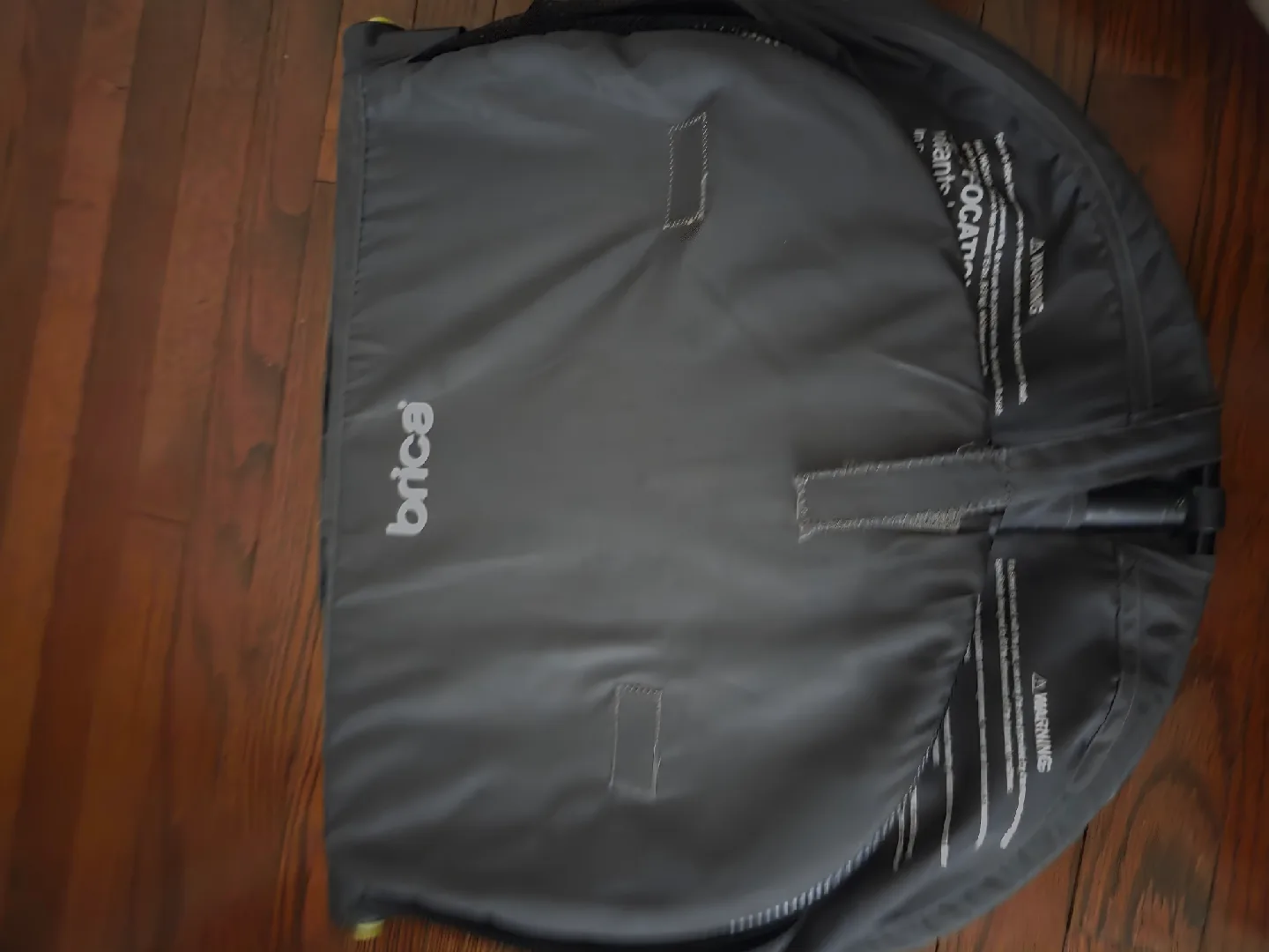 Brica Fold N' Go Travel Bassinet image indicator(3)