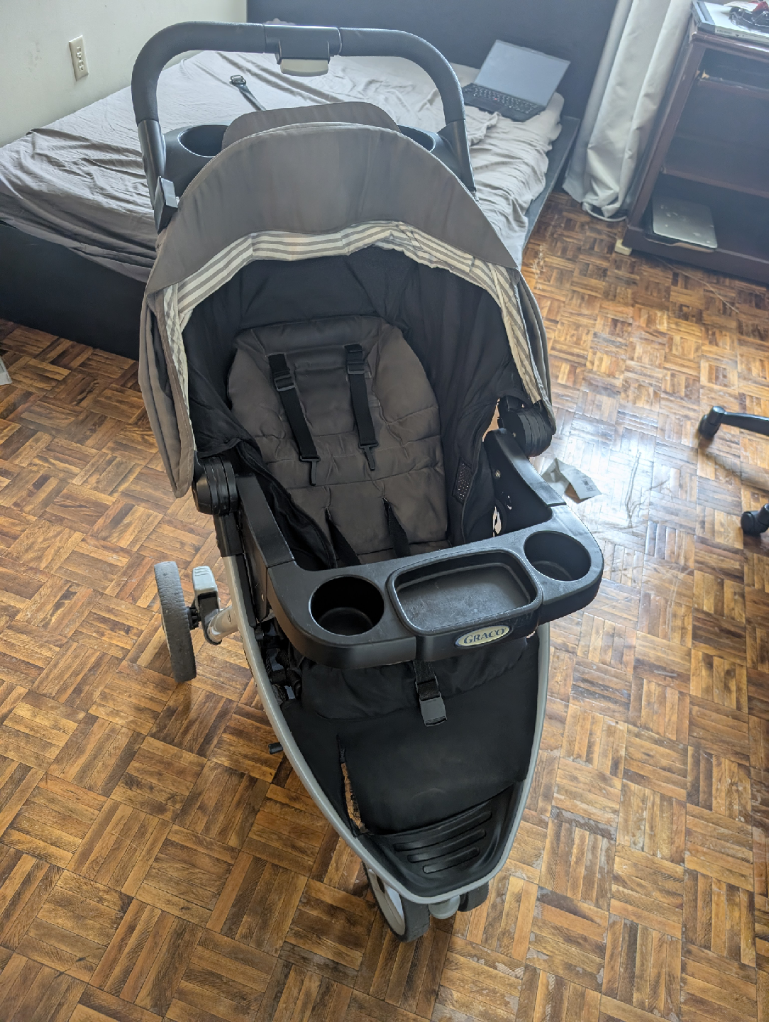 Graco Stroller - Great Condition!