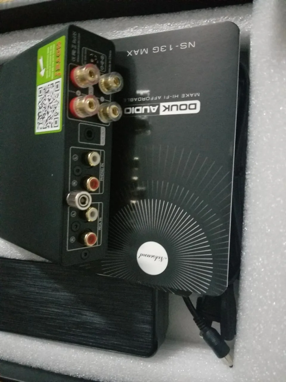 Compact Hi Fi Stereo Amplifier w/ FREE items image indicator(4)