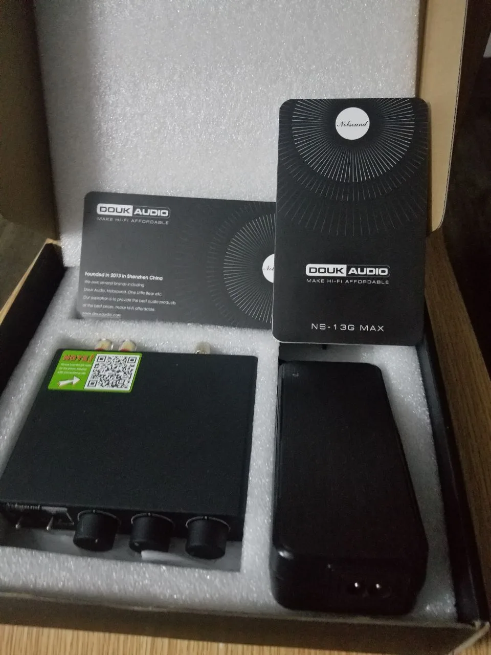 Compact Hi Fi Stereo Amplifier w/ FREE items image indicator(5)