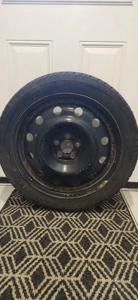 215/45R17 Tire with Steel Rim image indicator(4)