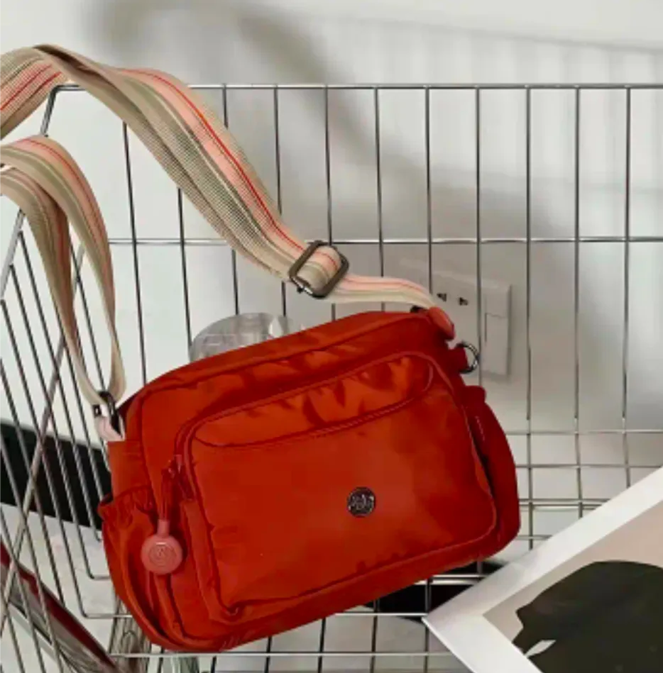 brand new Crossbody Bag with Multiple Pockets thumbnail