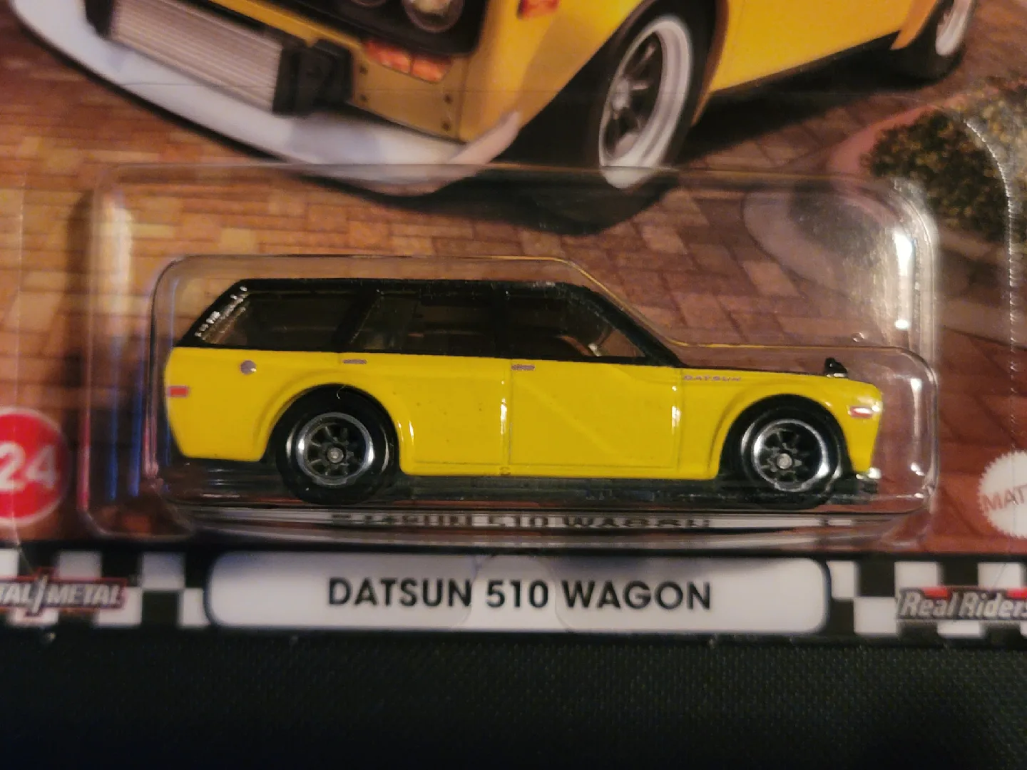 Hot Wheels Premium Datsun 510 Wagon image indicator(2)