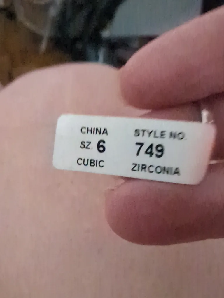 Cubic Zirconia Ring - Size 6 image indicator(3)