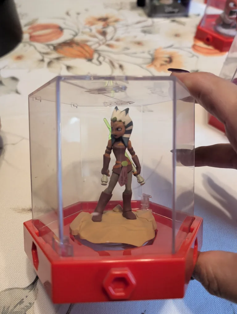 Disney Infinity Figures Lot image indicator(8)