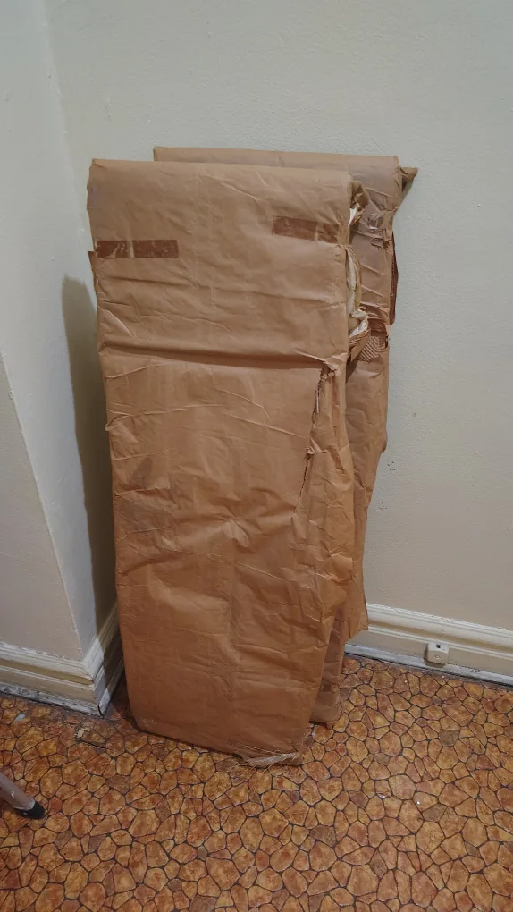 Ethan Allen Drop Leaf Table - Round to Oval image indicator(4)