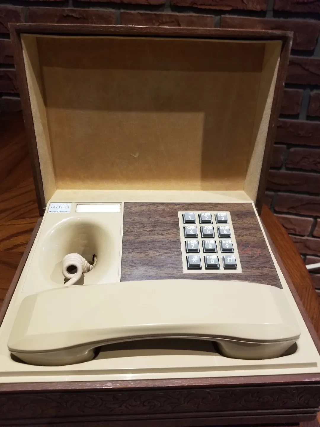 DECO-TEL Personal Telephone in Box image indicator(2)